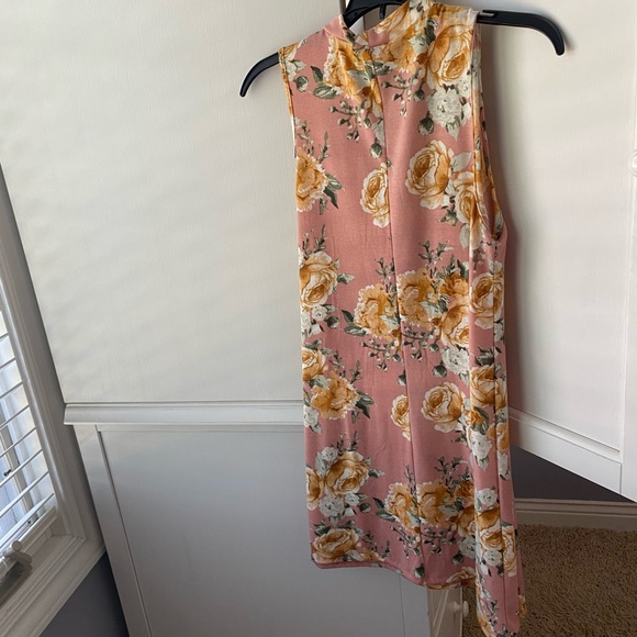 Francesca’s pink floral sundress - Picture 6 of 8
